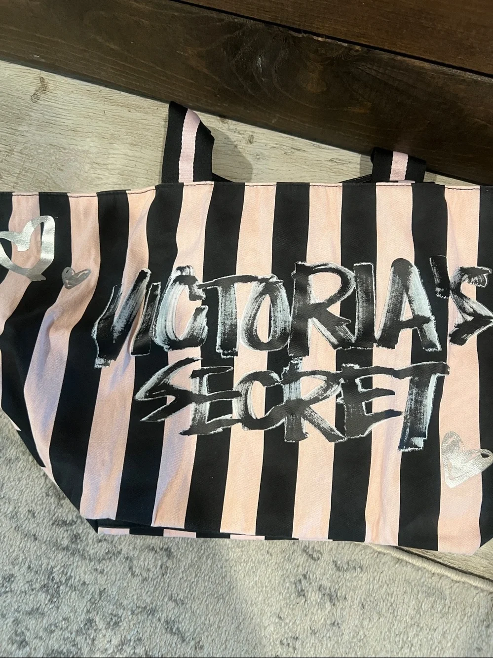 Victoria’s Secret large canvas tote with zipper closure - Picture 6 of 6
